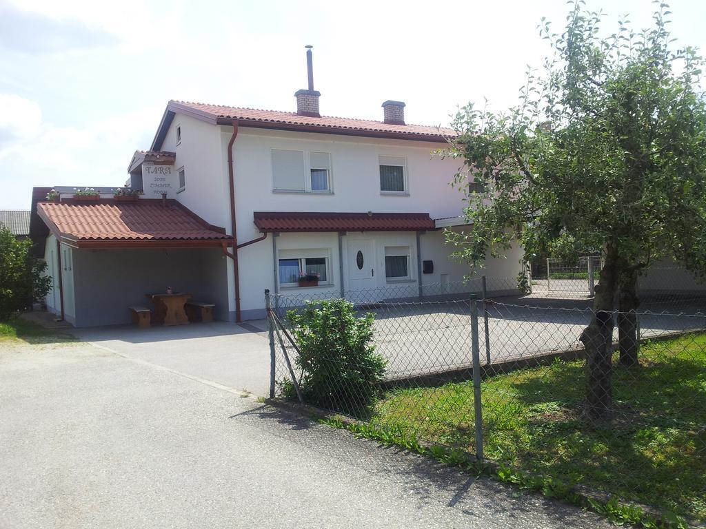 Guest House Tara Moravske-Toplice Buitenkant foto